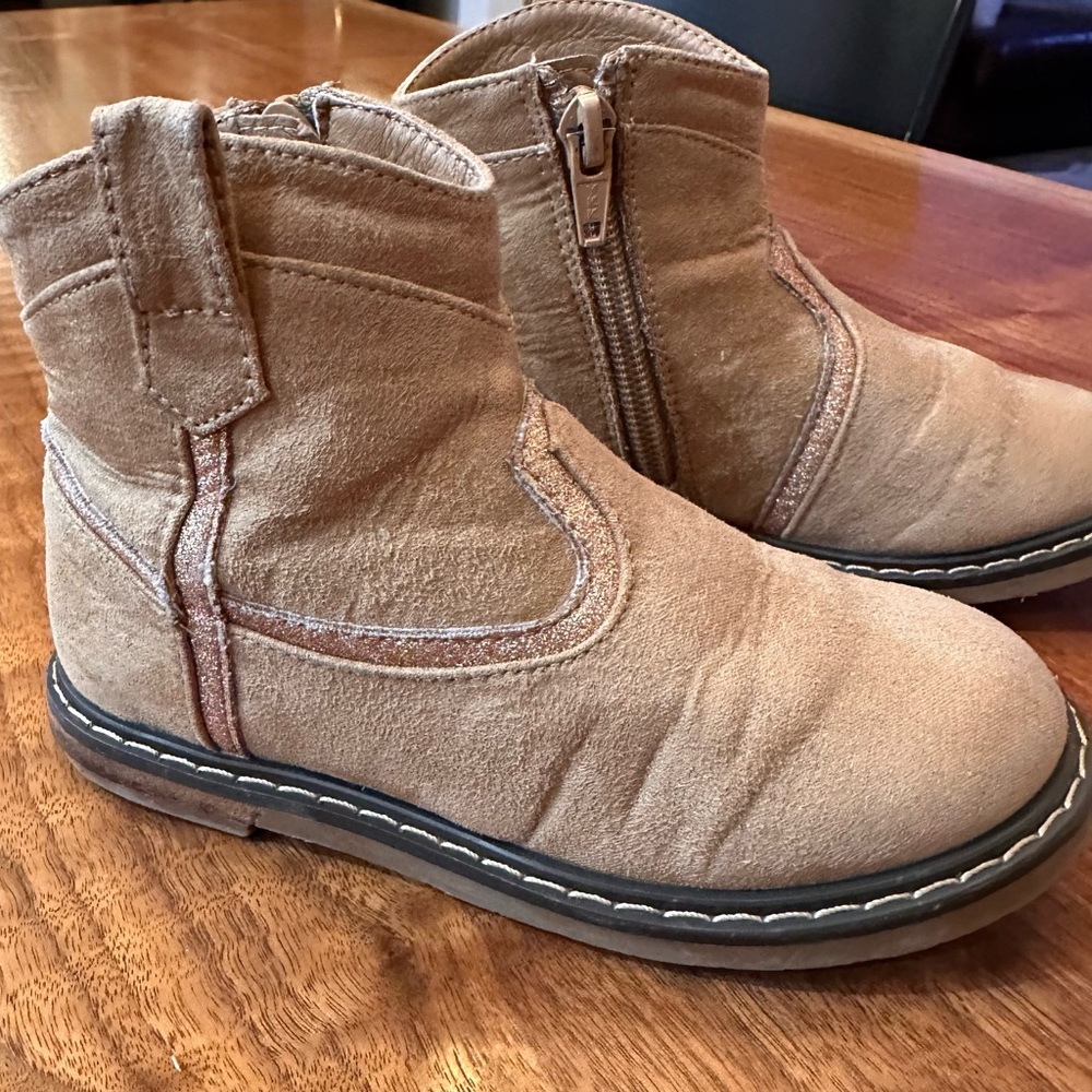 Tucker + Tate Rose Gold Glitter Trim Tan Booties With Zipper. Size Toddl…